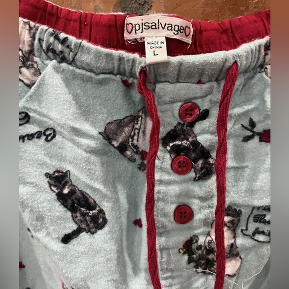 PJ Salvage Flannel Beauty Queen Cats Pajamas Set - Picture 6 of 8